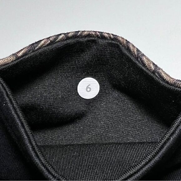 Lululemon Wunder Under Crop II *Full-On Luon in Golden Godess Cashew / Black - Picture 7 of 8